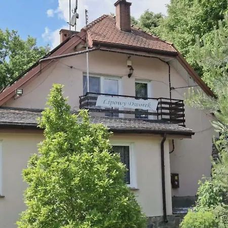 Lipowy Dworek Apartment